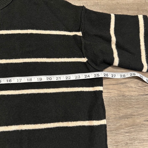Aerie Womens Black White Striped Crewneck Oversized Knit Sweater Medium - Picture 6 of 8